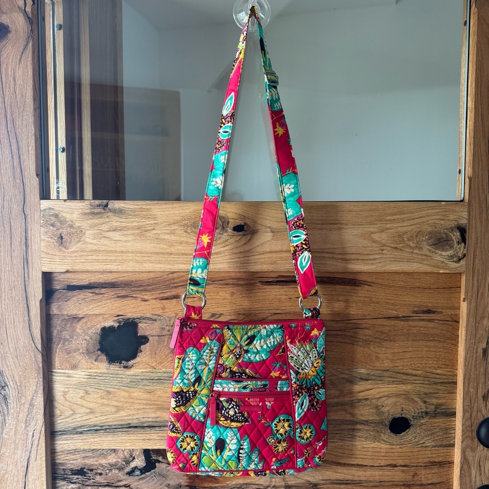Vera Bradley Retired Hadley Red Floral Rumba Crossbody Triple Zip Hipster Bag